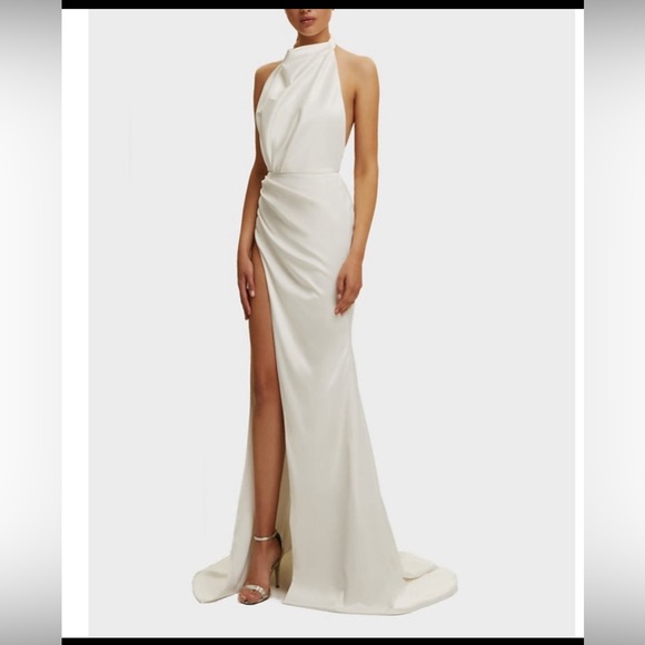 White Halter Neck Gown - Picture 1 of 5